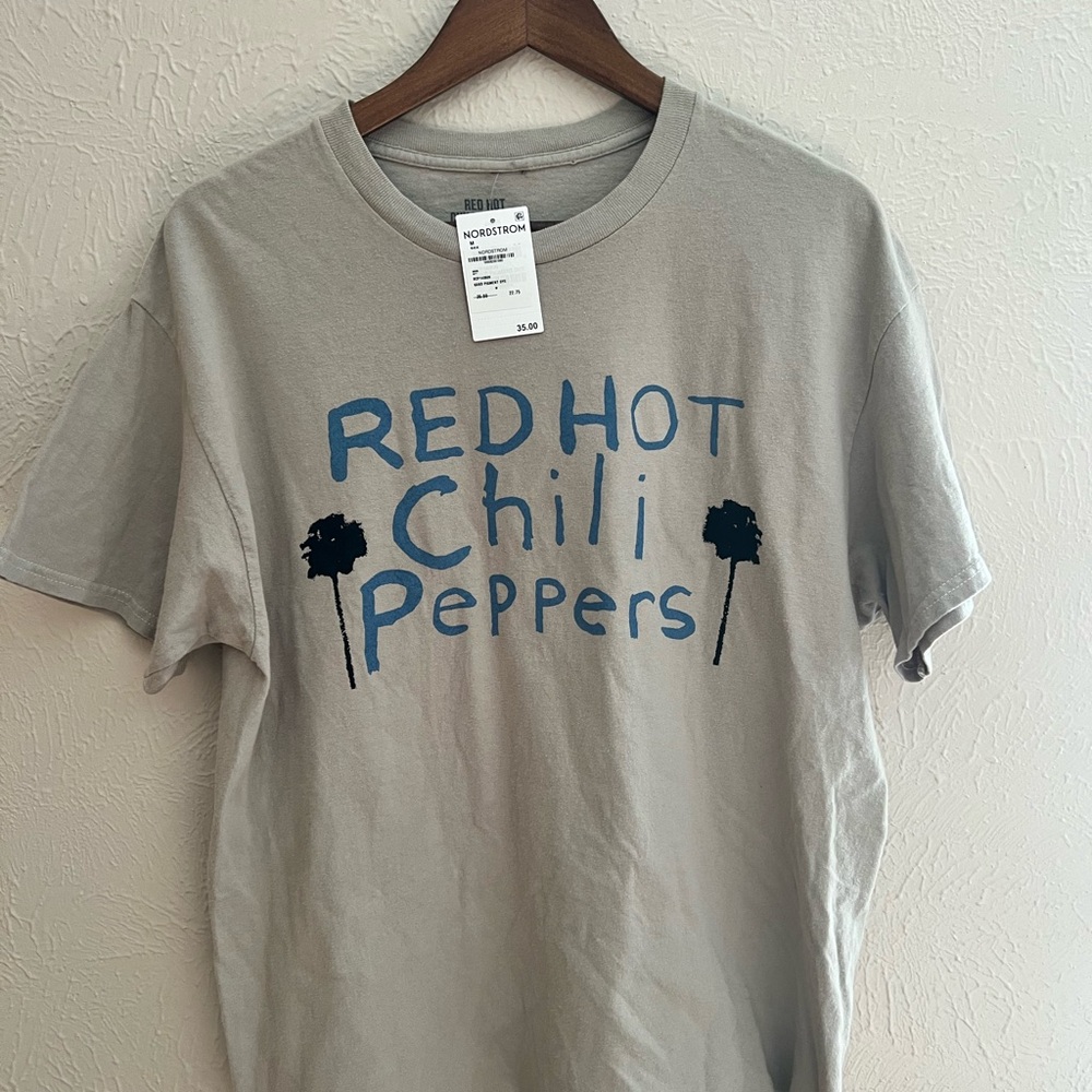 Red Hot Chili Peppers Graphic Tee NWT Nordstrom Size M | Raw Hem Band Shirt